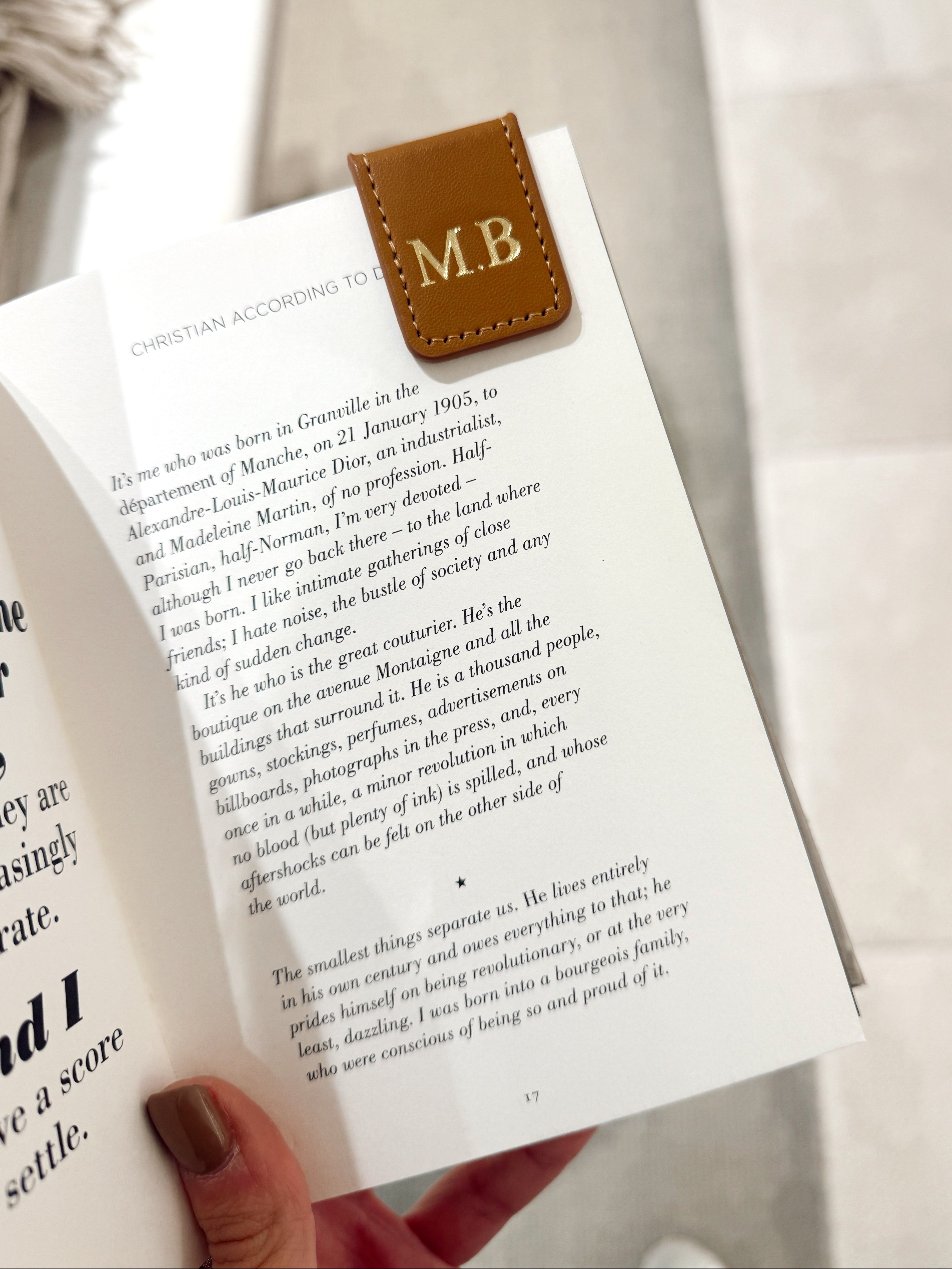 Magnetic Bookmark - Brown