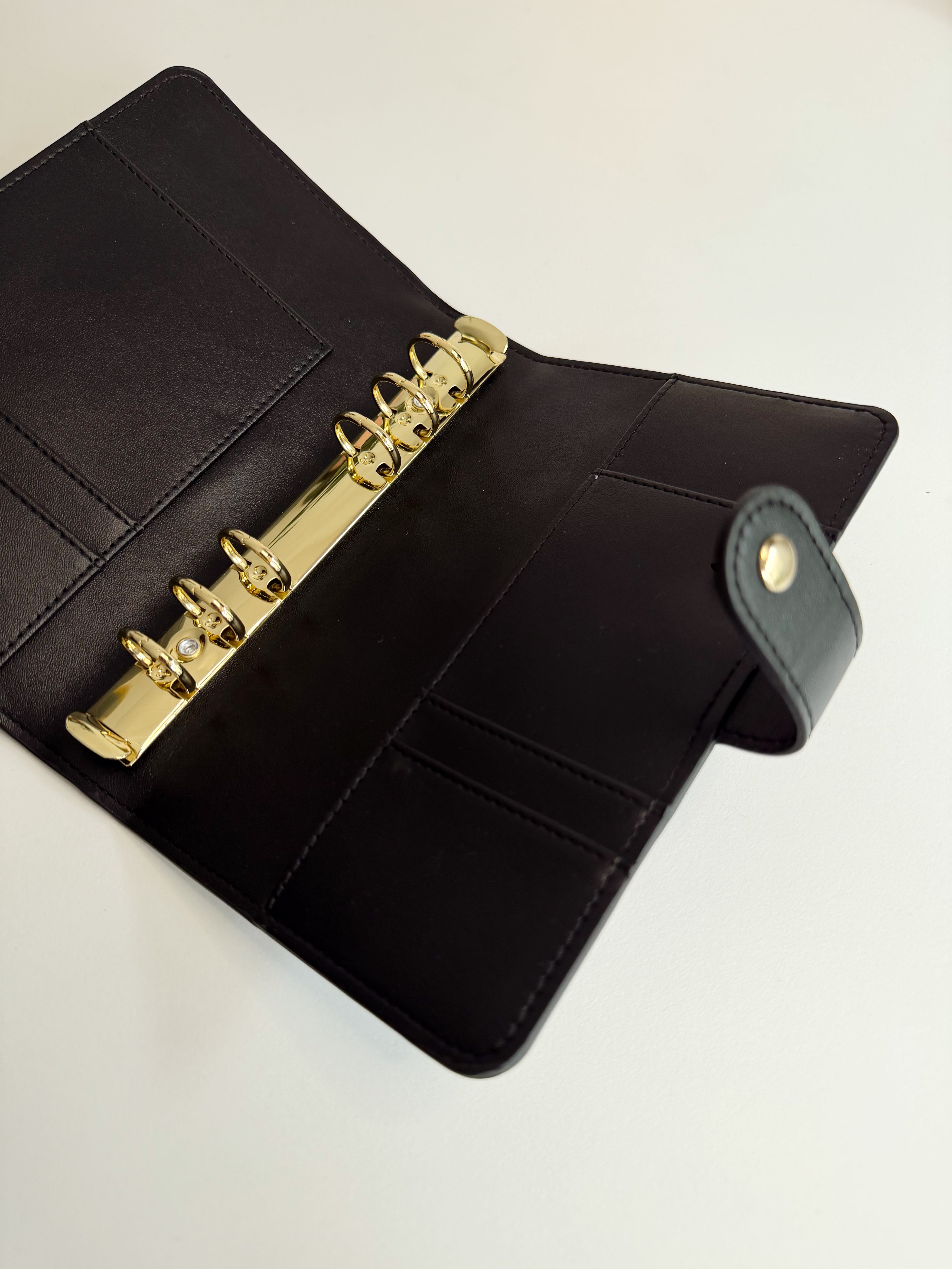 Dossier de Poupança Premium - Black